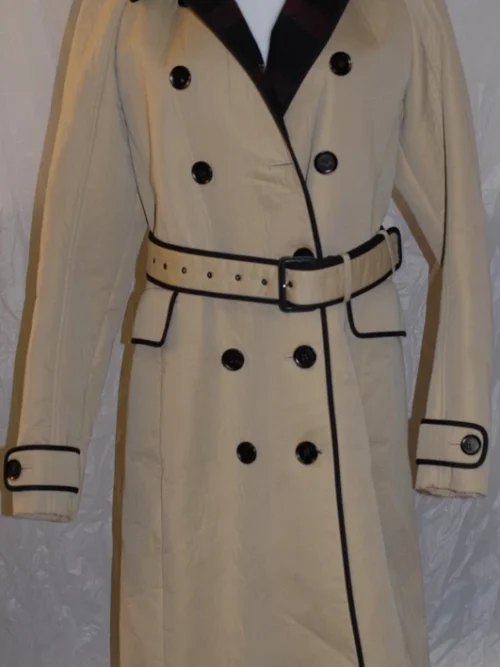 Burberry Classic Trench Coat — Honey