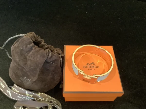 Hermès Clic H Bracelet PM Gold